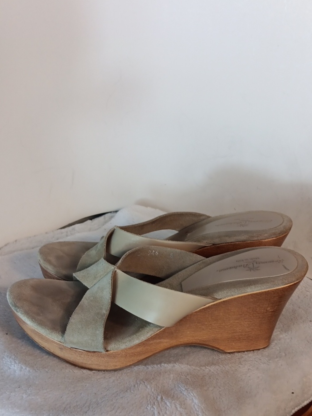 Tommy Bahama Beige Suede & Cream Leather Wedge Sandals